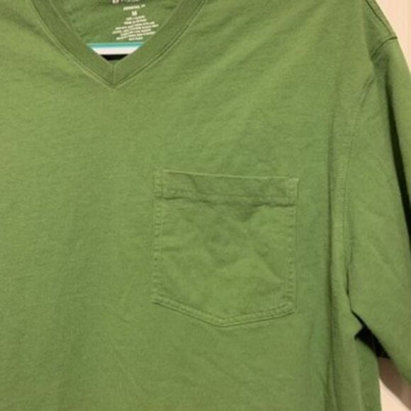 Duluth Trading Co. Green Pocket V-Neck Longtail T - Picture 3 of 4
